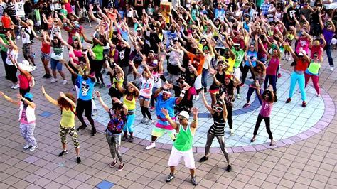 what is a flash mob dance and how does it relate to the concept of spontaneous creativity?