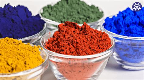 What is Pigment in Art: Exploring its Essence and Roles in Visual Expression